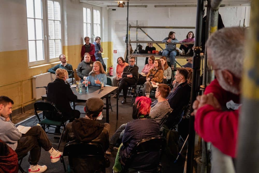 Pochen | Presse & Kontakt | Honorarfreie Bilder - 13